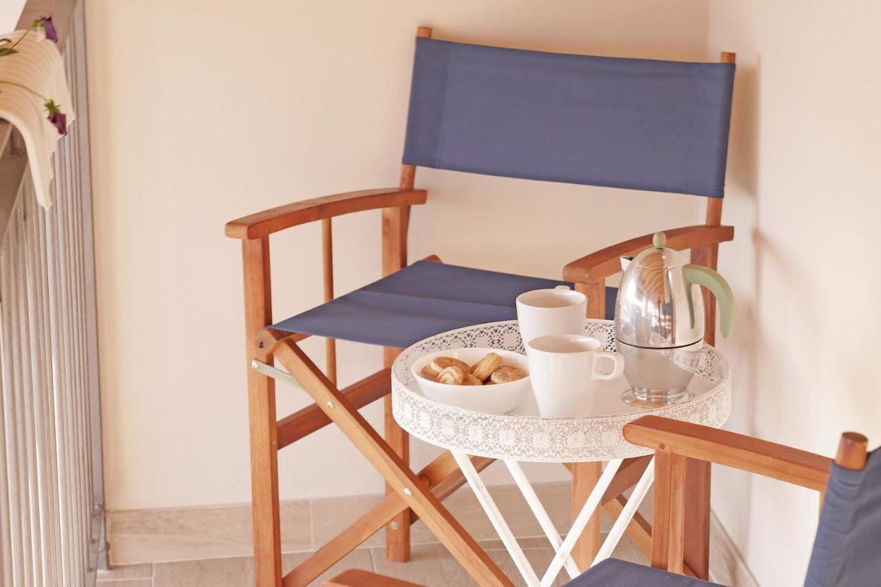 Apartments Villa Bougainville サン・フェリーチェ・デル・ベナーコ エクステリア 写真