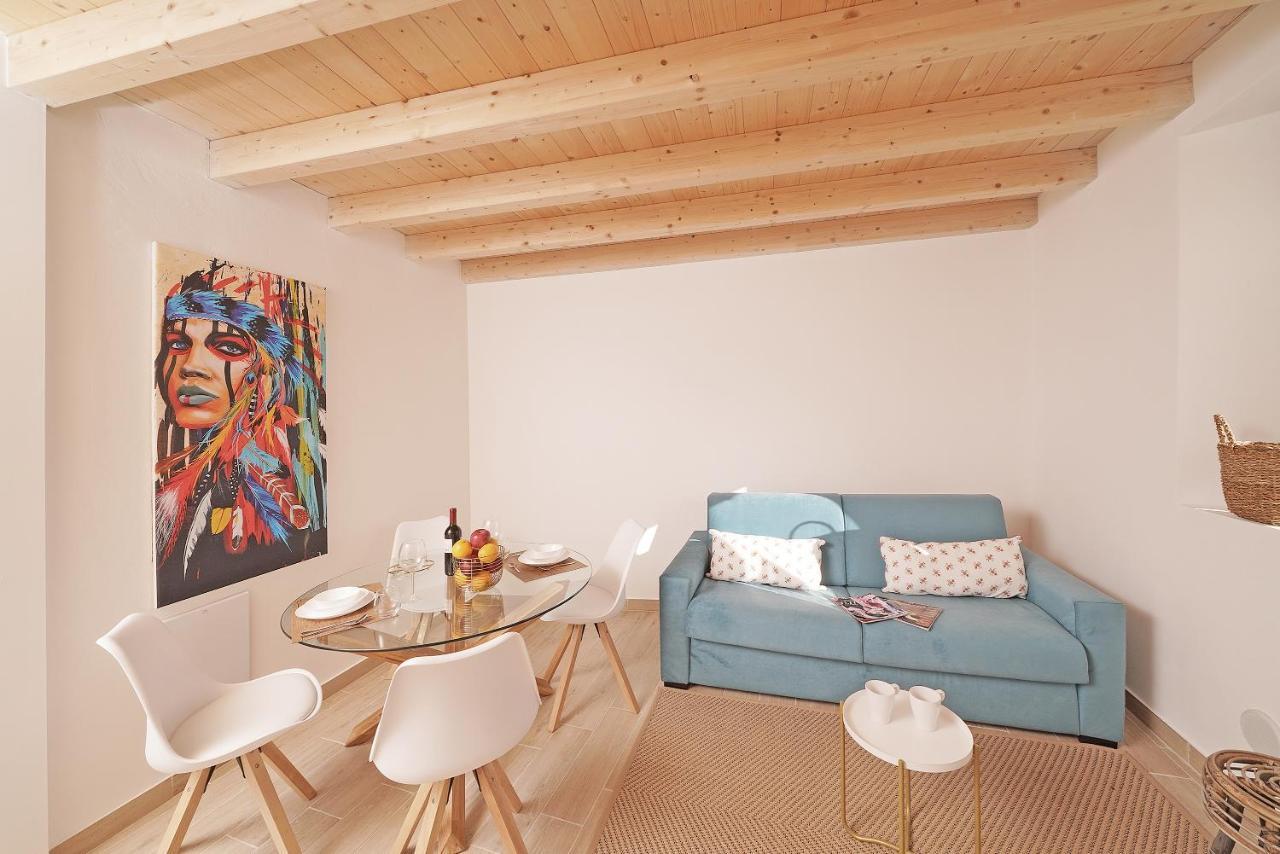 Apartments Villa Bougainville サン・フェリーチェ・デル・ベナーコ エクステリア 写真